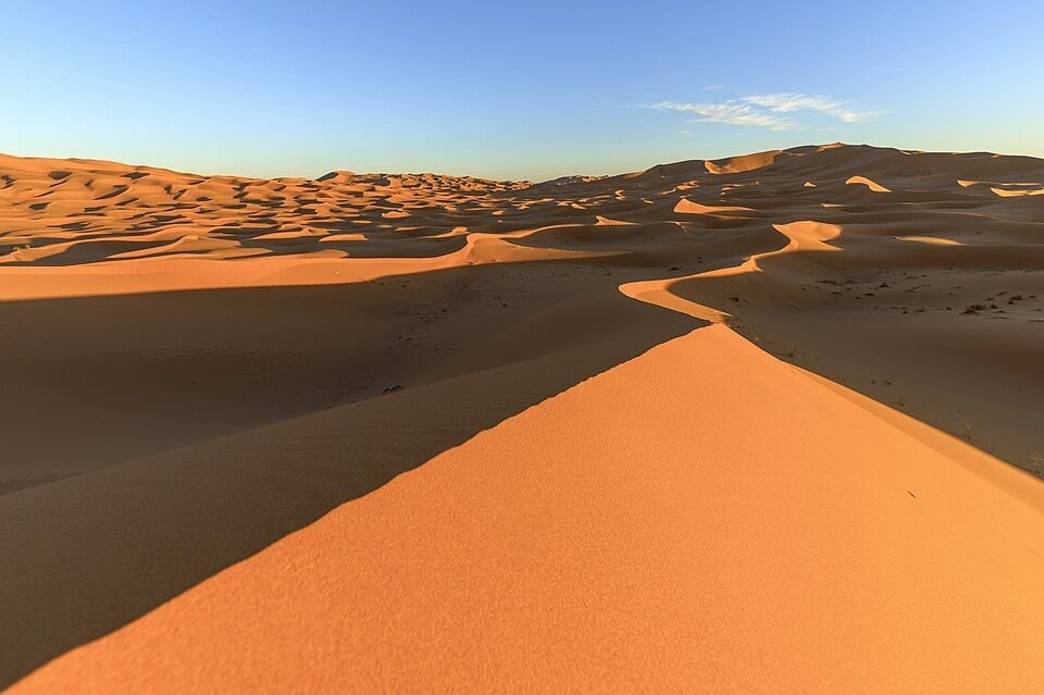 Evening light over Erg Chebbi dunes